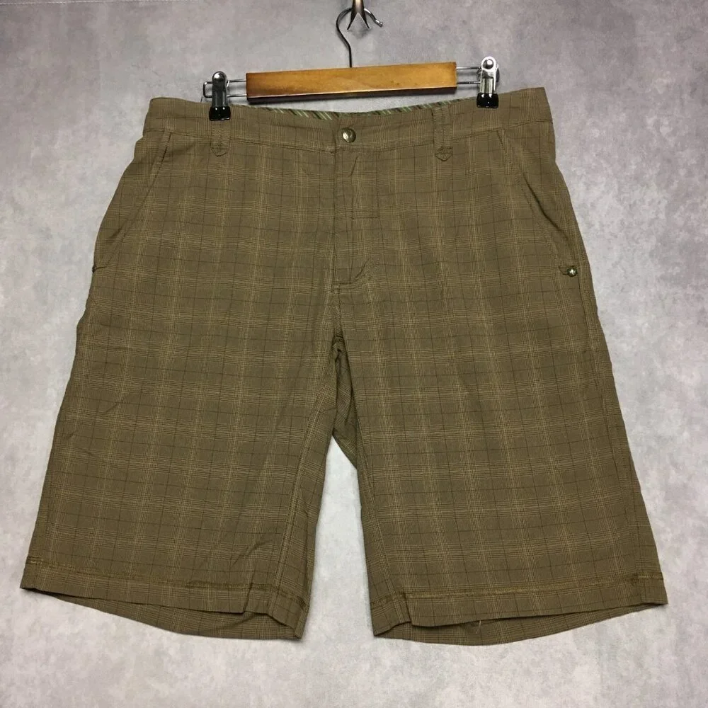 Lululemon Mens Brown Plaid Shorts size 34 Flat Front Pockets Poly Stretch Casual